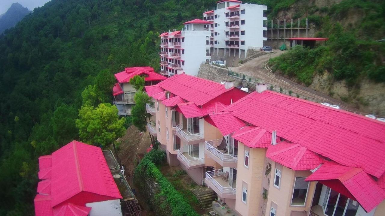 Amravati Resort Solan Exterior foto