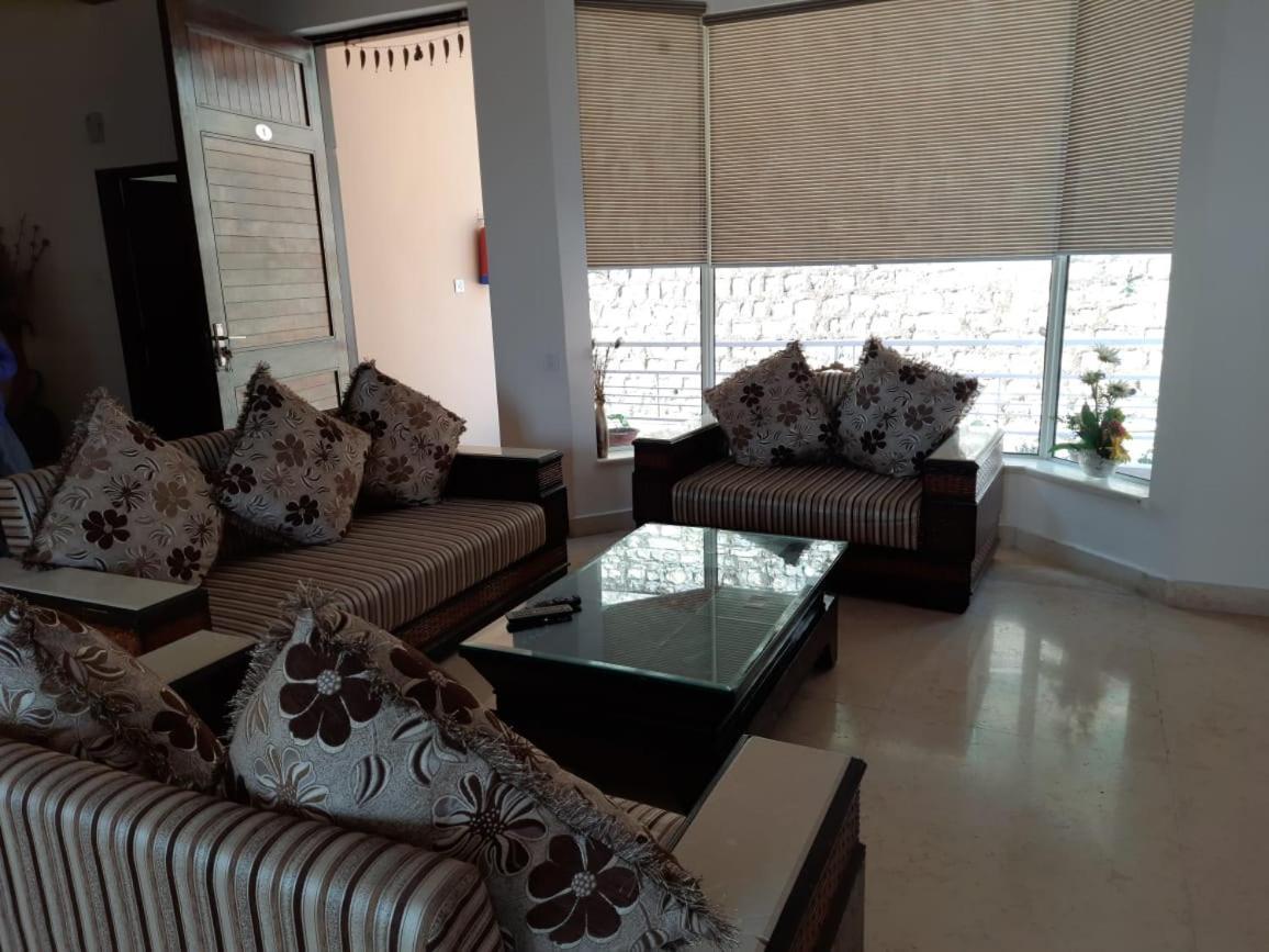 Amravati Resort Solan Exterior foto