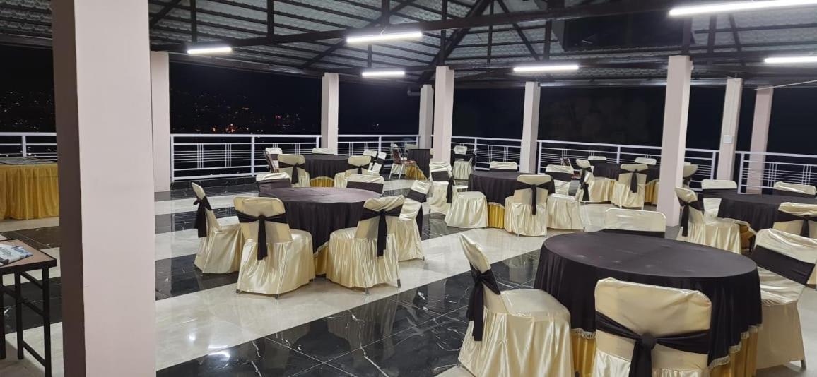 Amravati Resort Solan Exterior foto