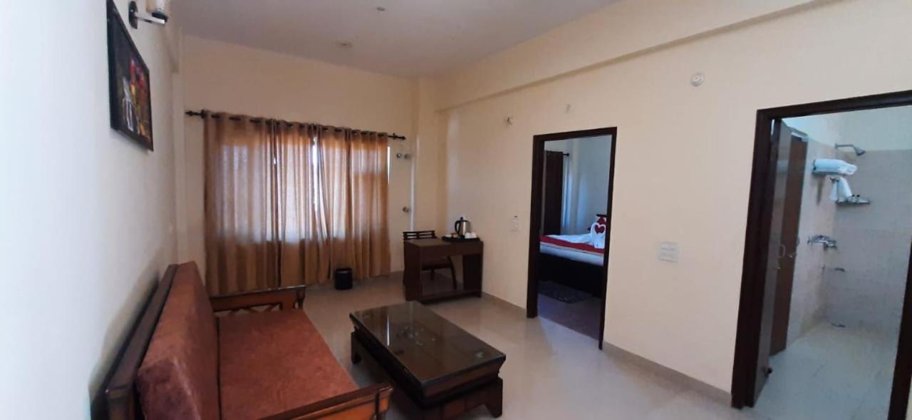 Amravati Resort Solan Exterior foto